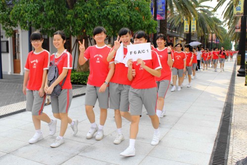 True Rosian Energy at SRL Fund-raising Fun Walk 2012