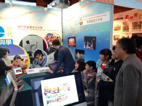 12 Jan 2013 Apresentação dos Resultados e Exposição Itinerante do Plano de Desenvolvimento das Escol...